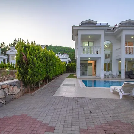 Silver - 4 Bedroom With Private Pool Vila